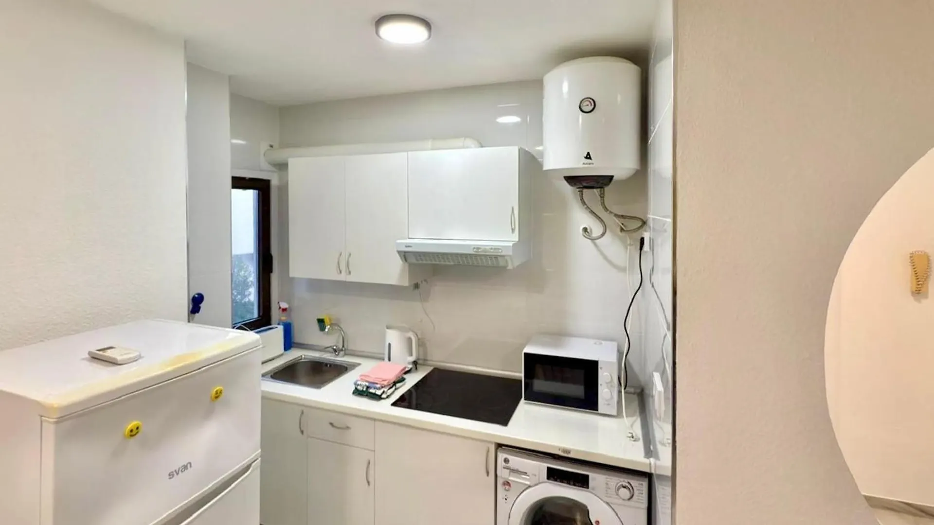 Apartment In Roquetas De Mar