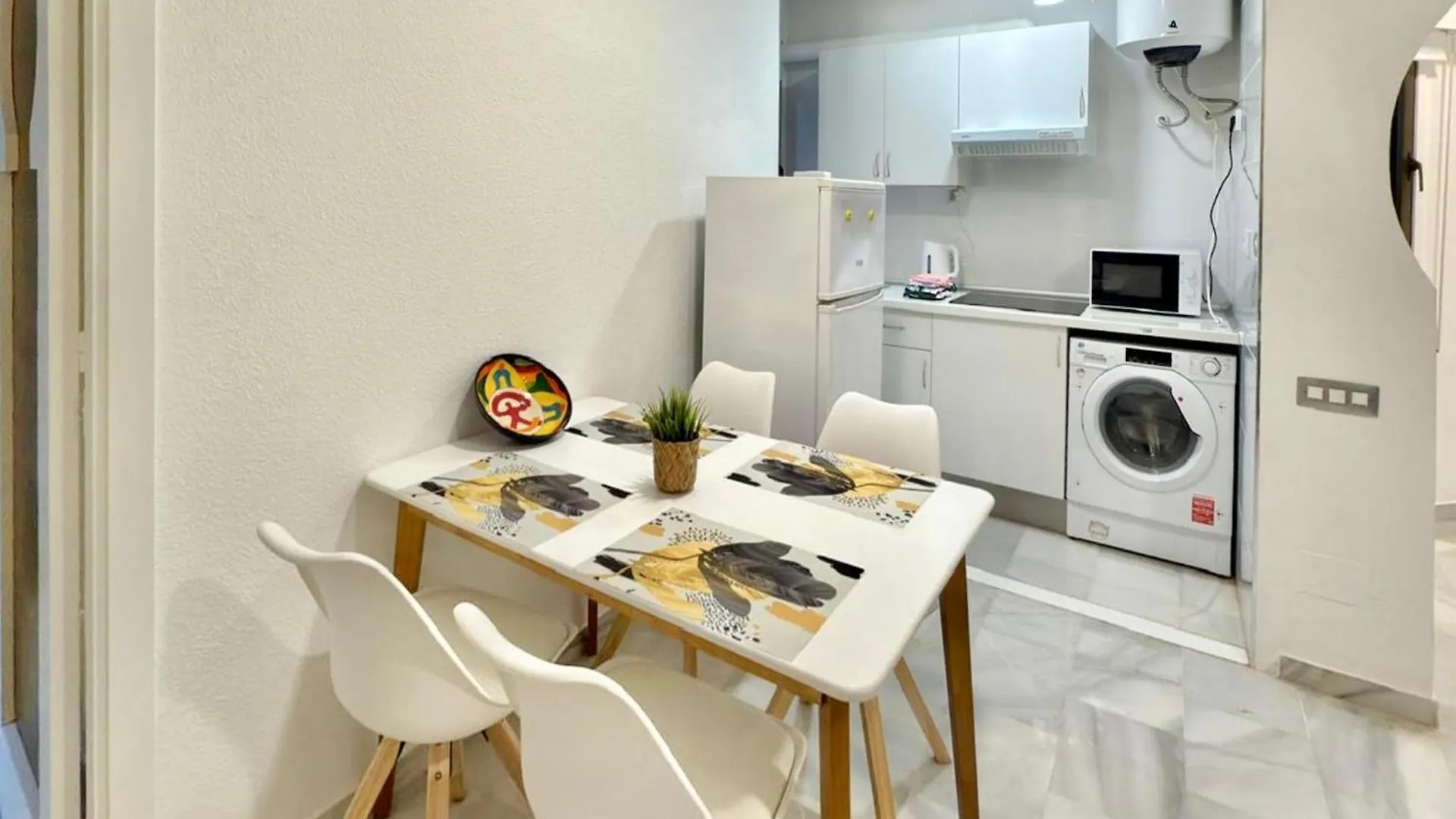 Apartment In Roquetas De Mar